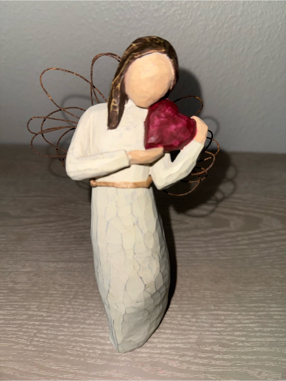 Vintage Willow Tree "Angel of the Heart" - Picture 2 of 5